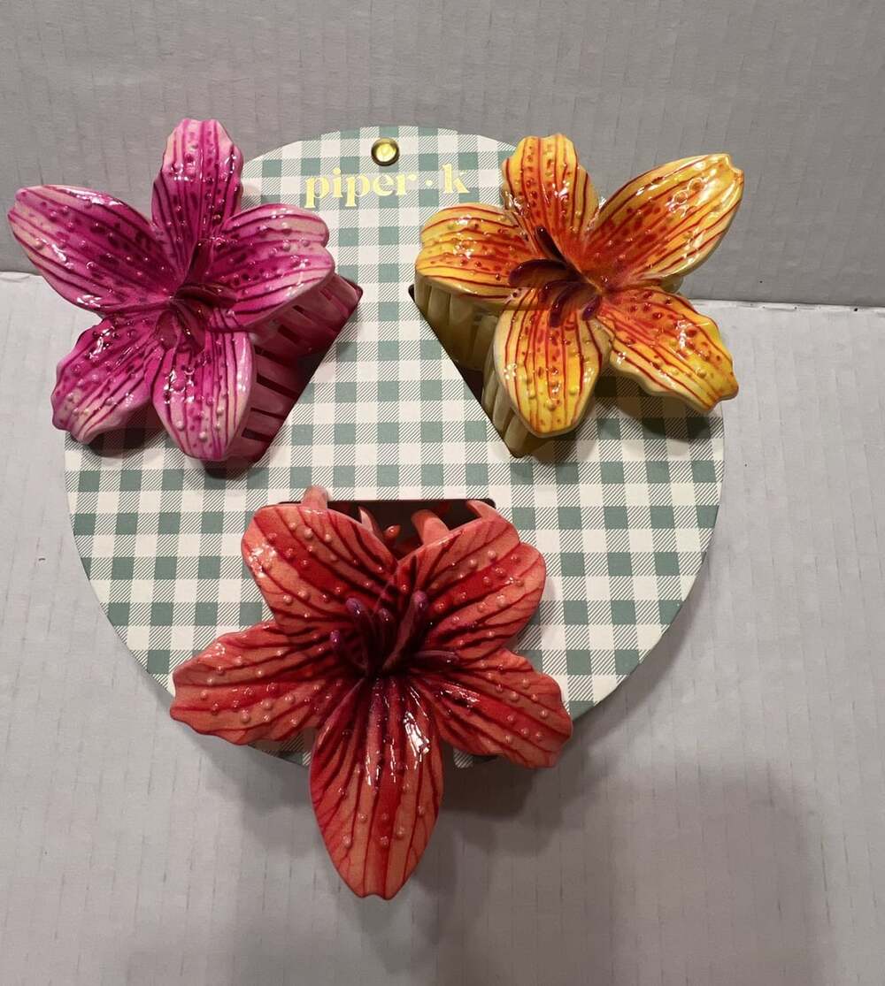 Piper K Lily Flower Hair Claw Clips Set of 3 NEW